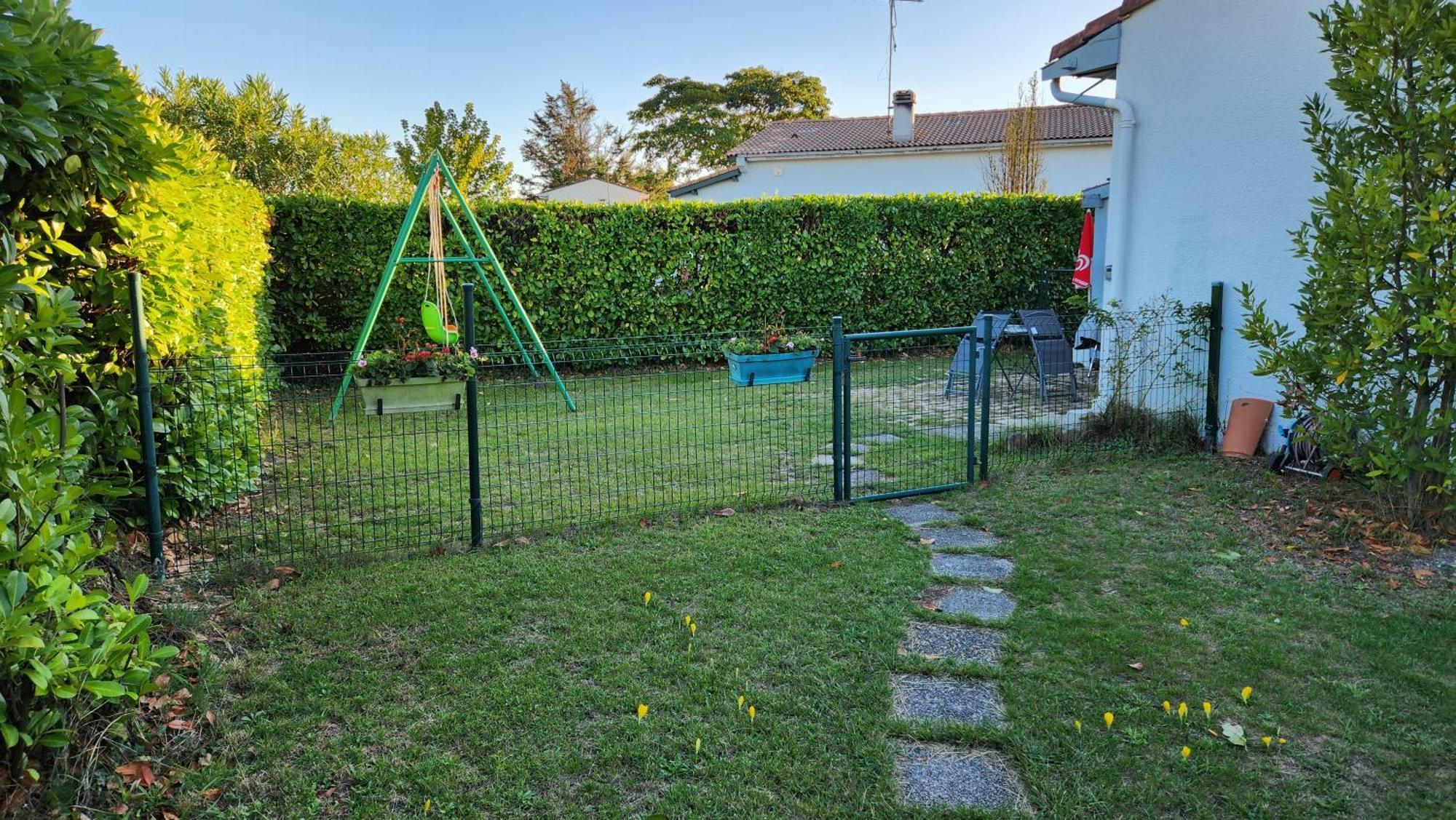 Gite Cosy Entre Bordeaux Et Lacanau Sainte-Helene  Exterior foto